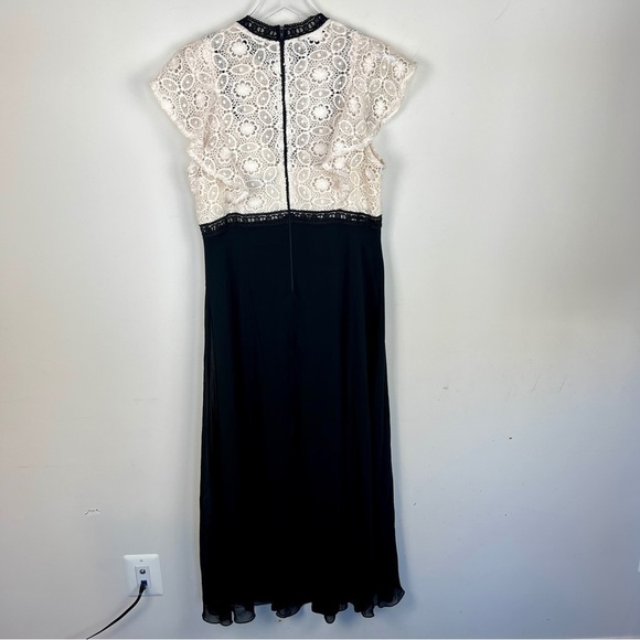 NEW Little Mistress Maternity Maxi Lace size 8 - Picture 4 of 11